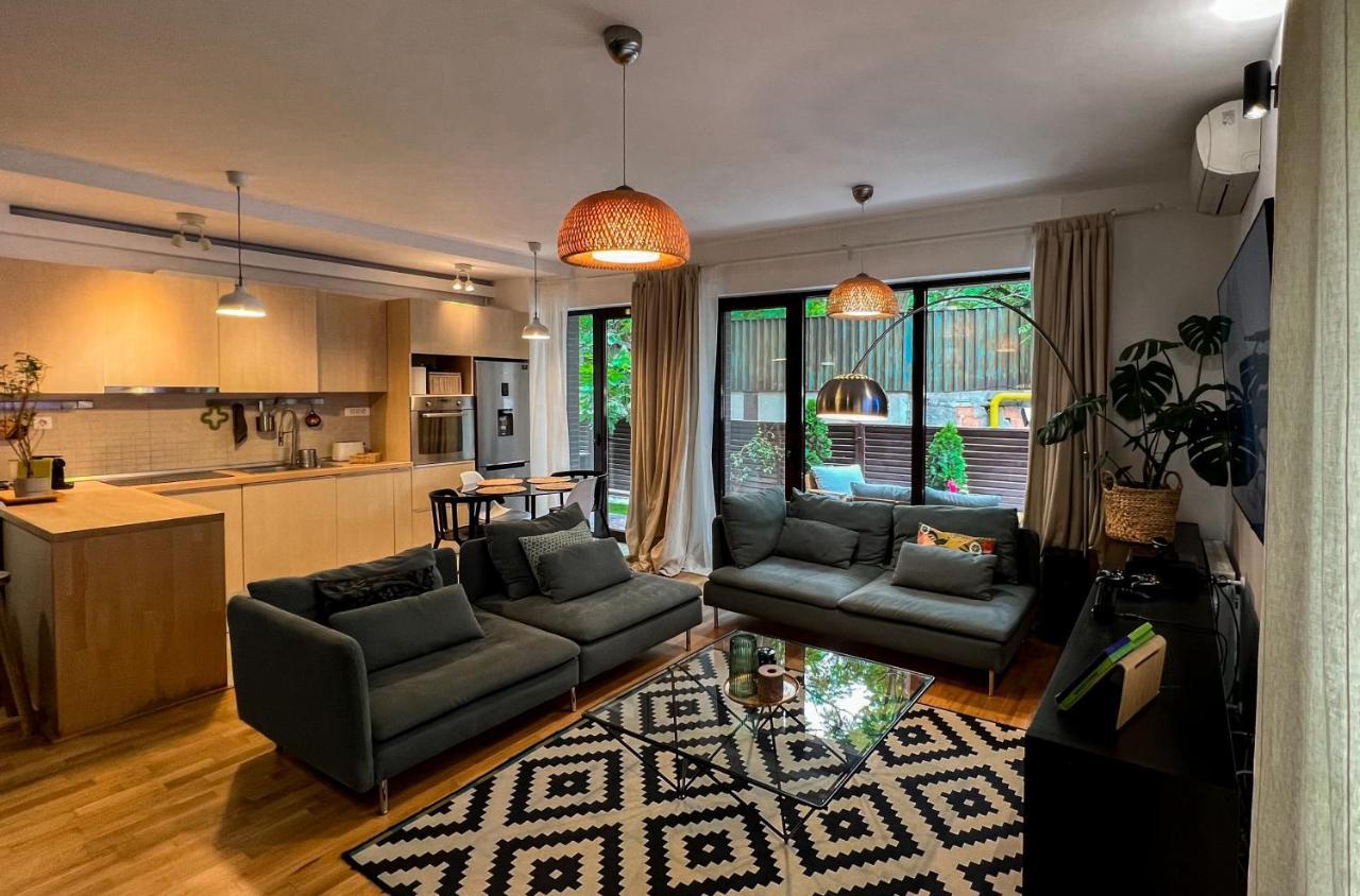 Green Corner Apartment Bucureşti Ngoại thất bức ảnh