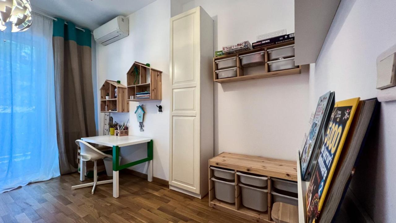 Green Corner Apartment Bucureşti Ngoại thất bức ảnh