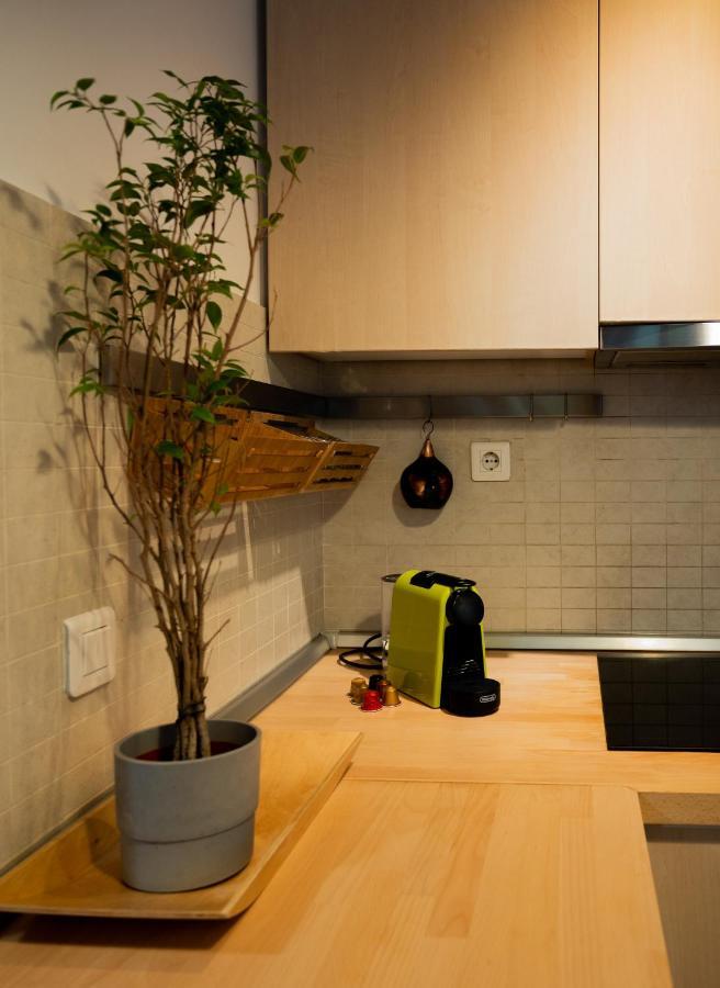 Green Corner Apartment Bucureşti Ngoại thất bức ảnh